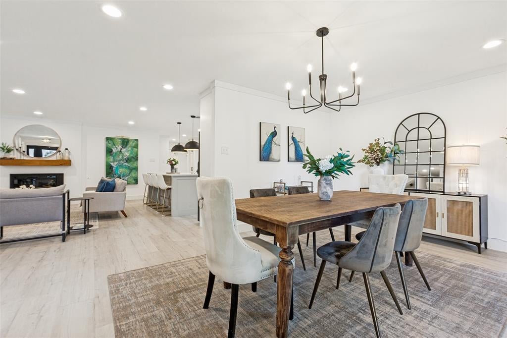 411 Ridgewood Drive