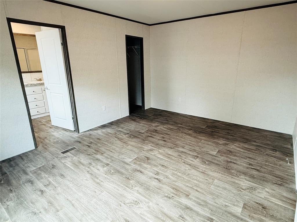 Oak Trail Shores - Residential