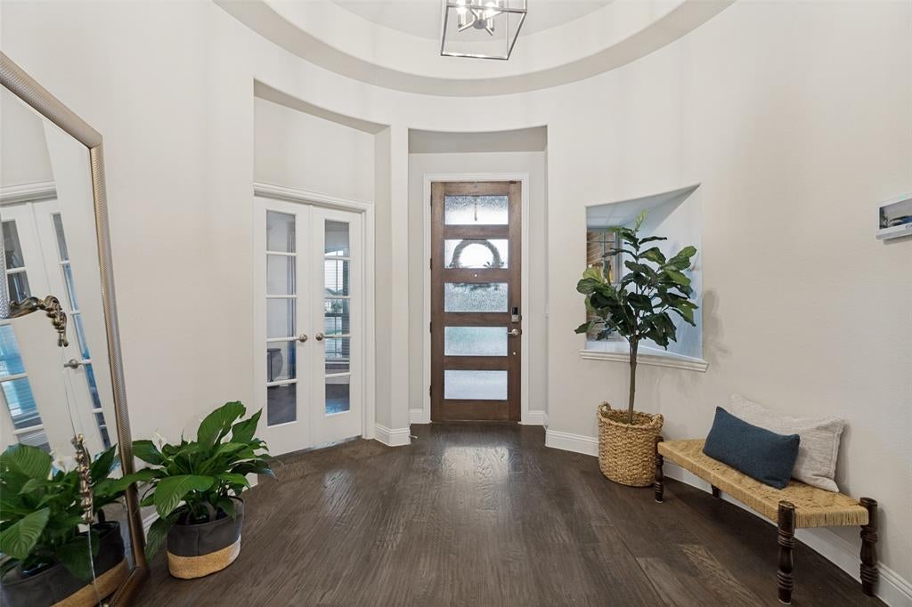 3713 Republic Trail