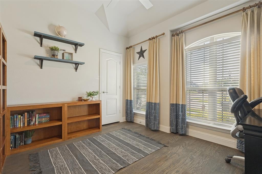 3713 Republic Trail