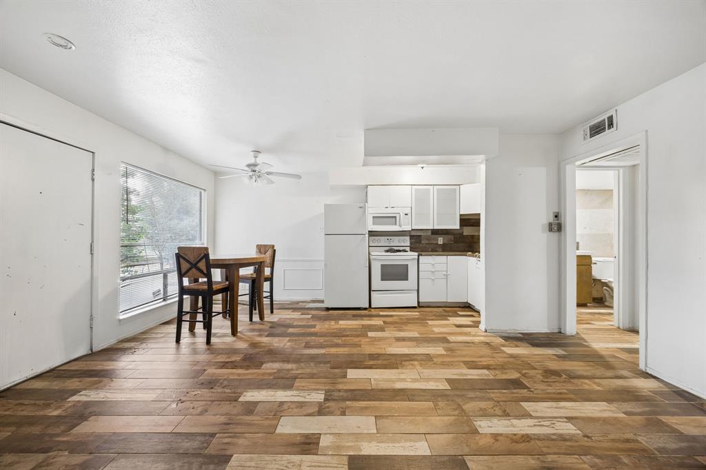 5001 Bowser Avenue 107