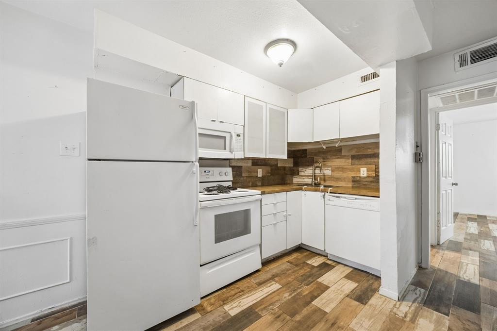 5001 Bowser Avenue 107