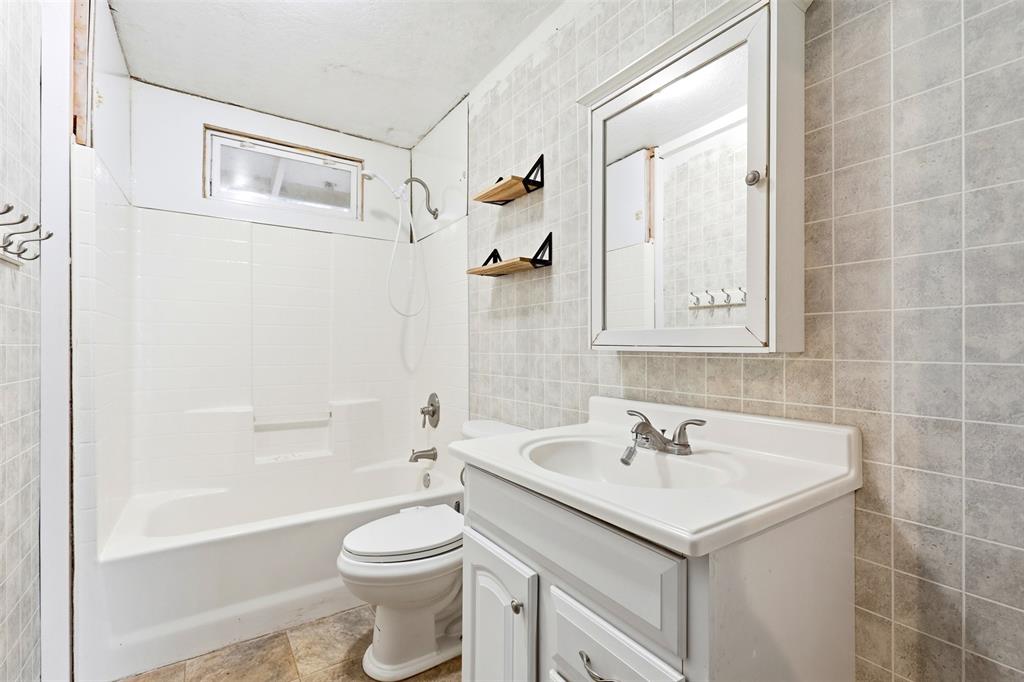 Servantes J M - Residential