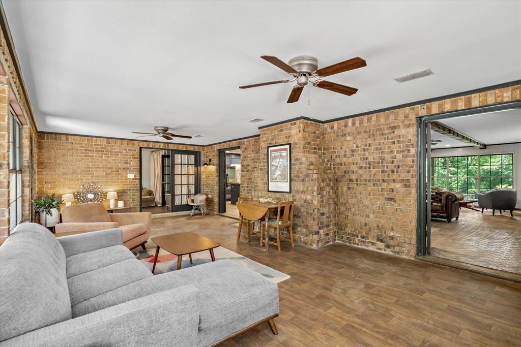 WOODLAND ACRES - Residential