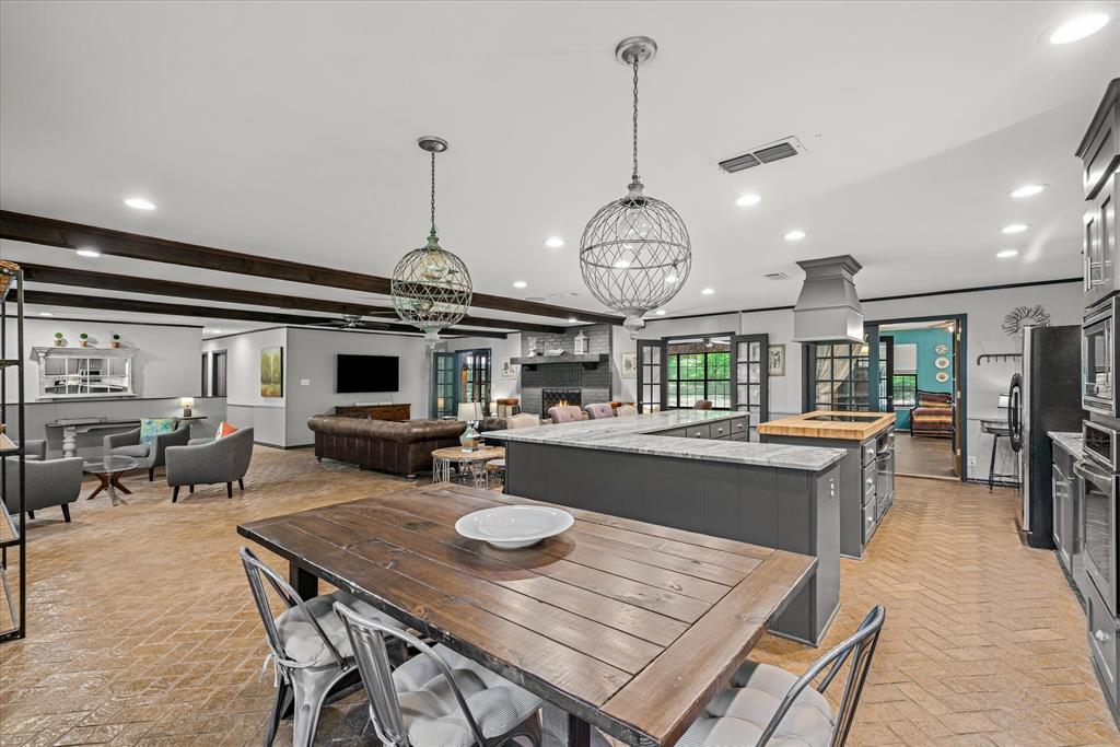 WOODLAND ACRES - Residential