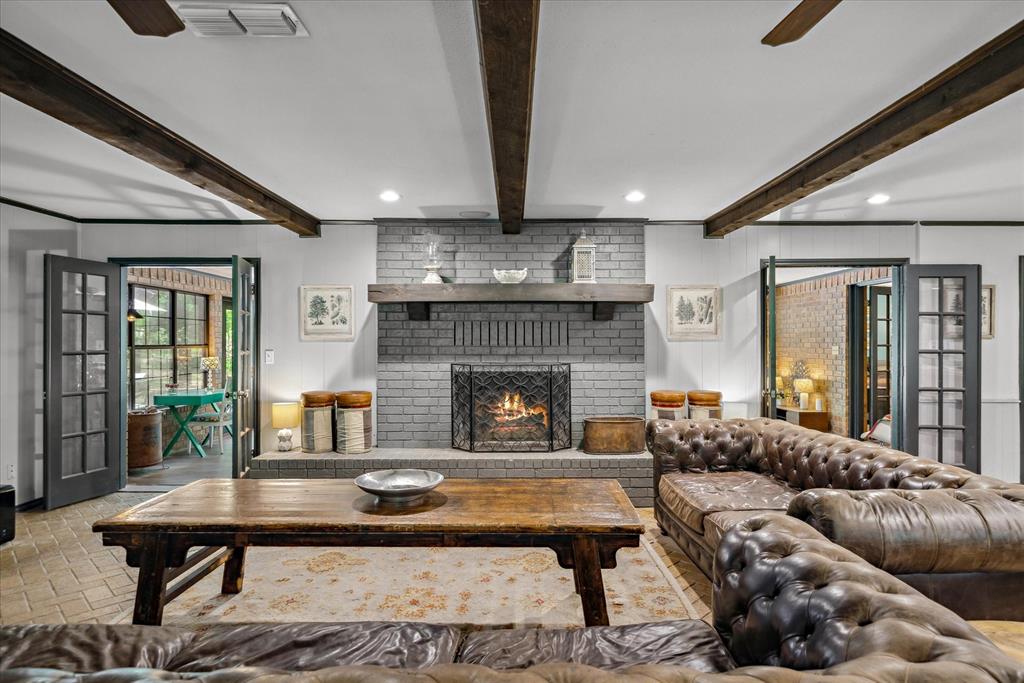 WOODLAND ACRES - Residential