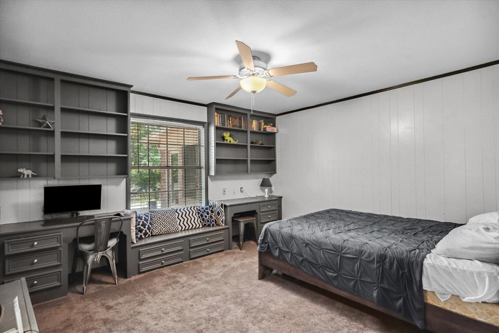 WOODLAND ACRES - Residential