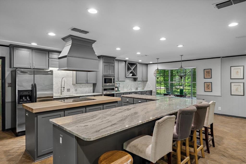 WOODLAND ACRES - Residential