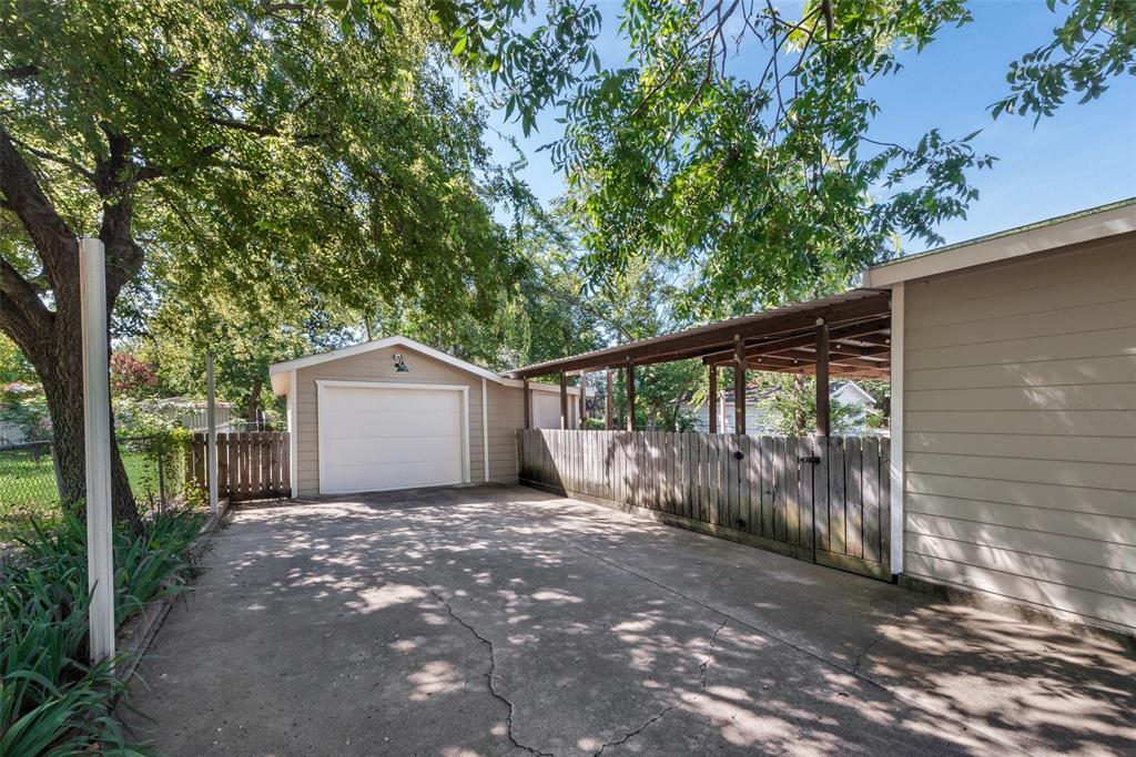 Balcoms Ed - Residential