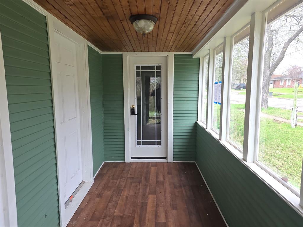 Terrell Rev - Residential