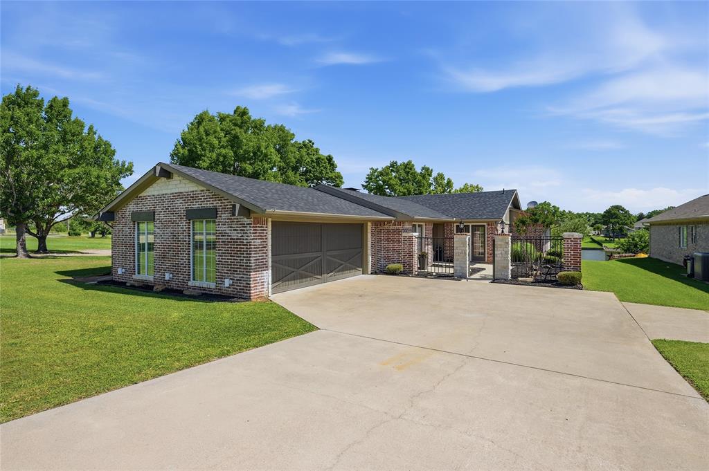 533 Kiowa Drive W