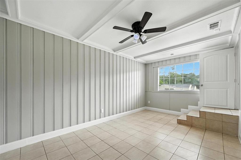 Peacock Terrace - Residential Lease