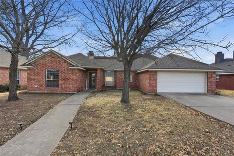 Photo of 10504 Whitney Trace, Waco, TX 76708 (MLS # 21169006)