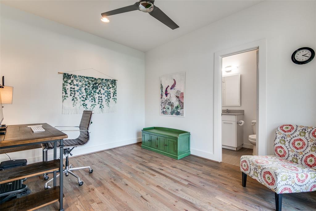 4010 Lemmon Tree Place