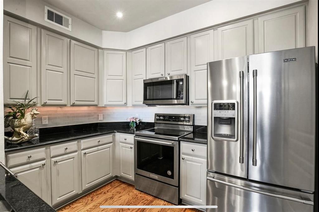 Residences Museum Place Condos - Residential Lease