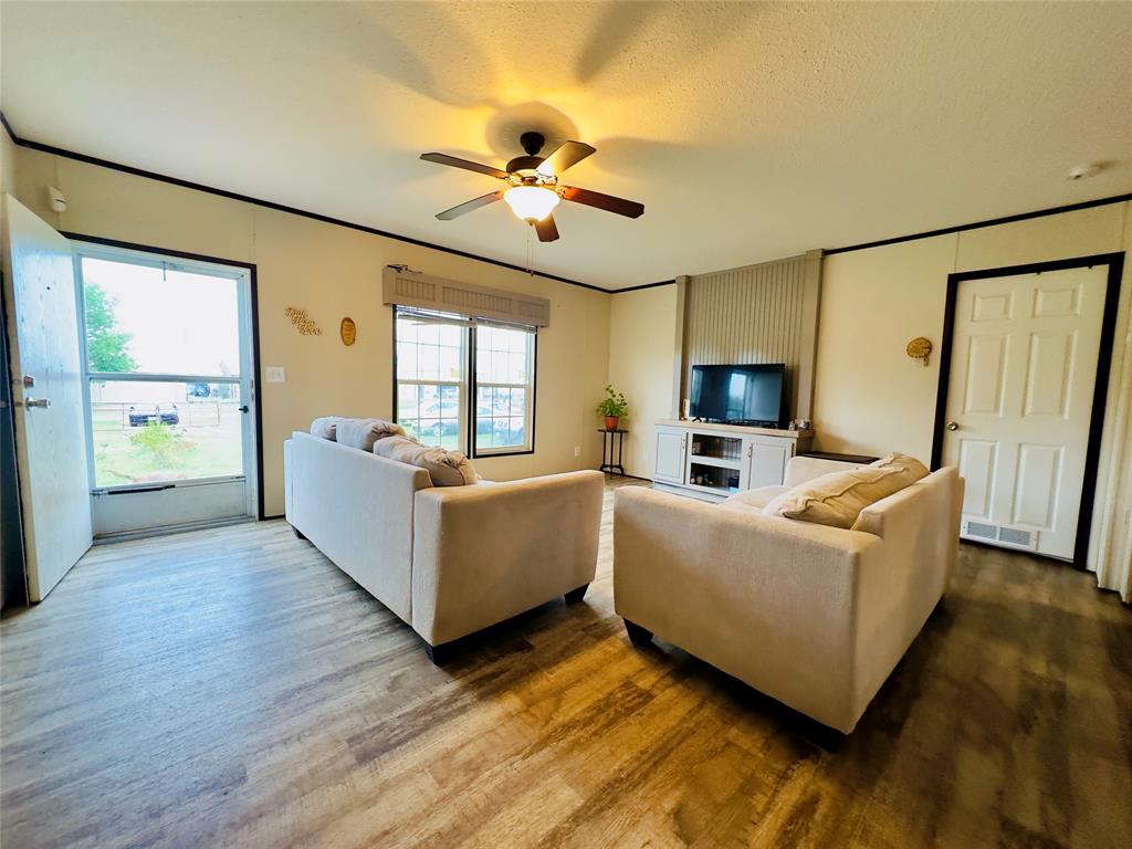 1762 County Road 4752
