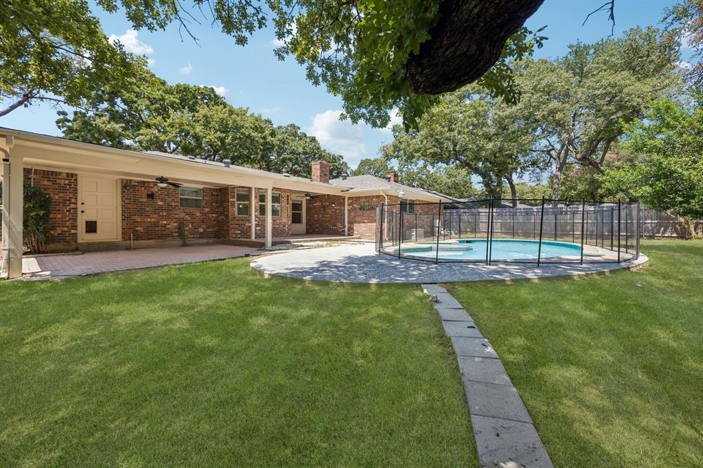 2701 Baldwin Drive