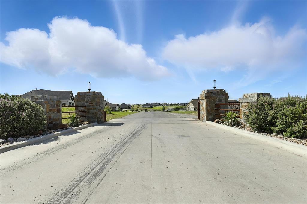 2001 Eagles Ridge Drive