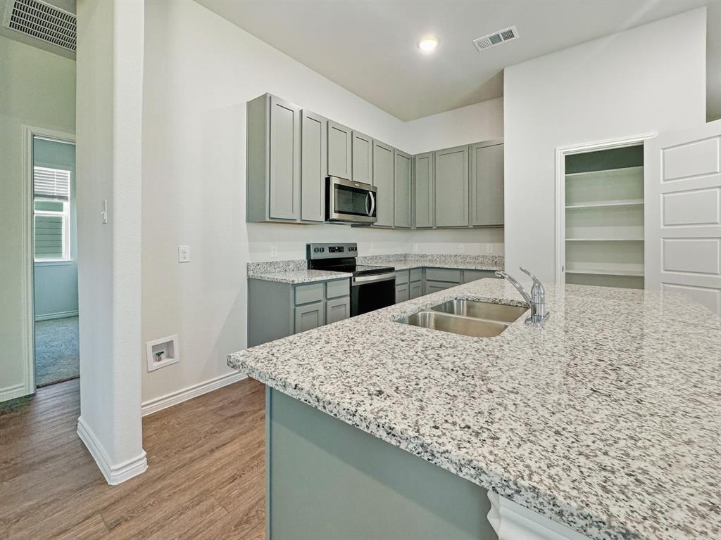 Retreat Fossil Crk - Residential Lease