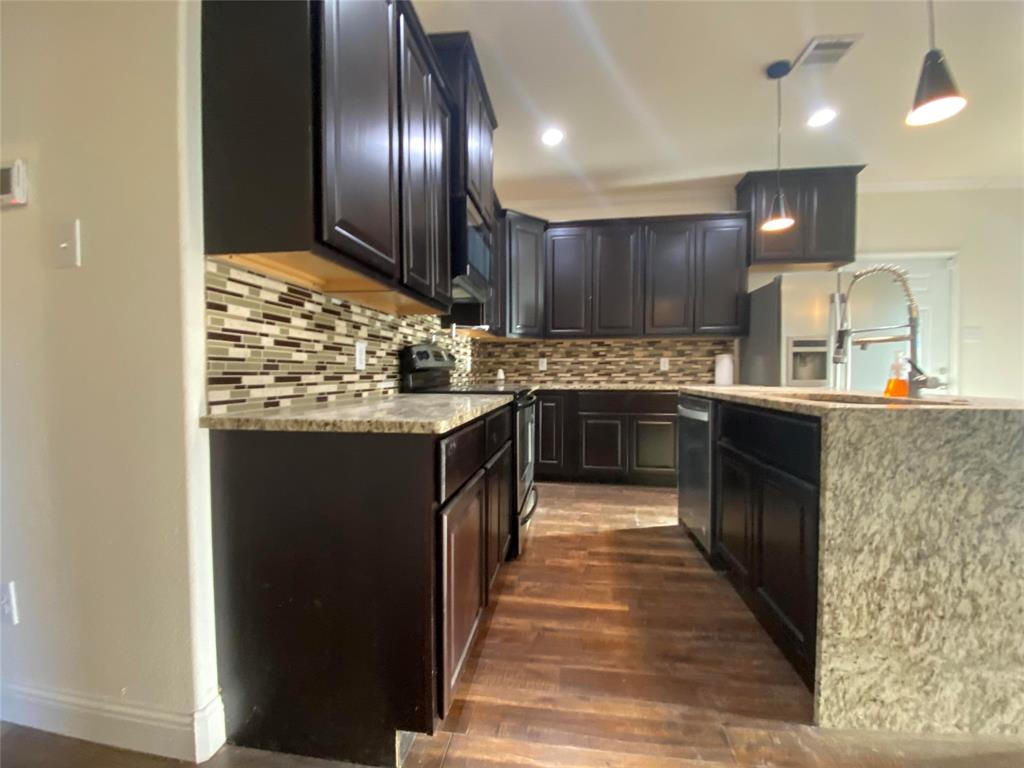 Colonial Hill - Residential