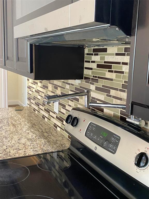 Colonial Hill - Residential