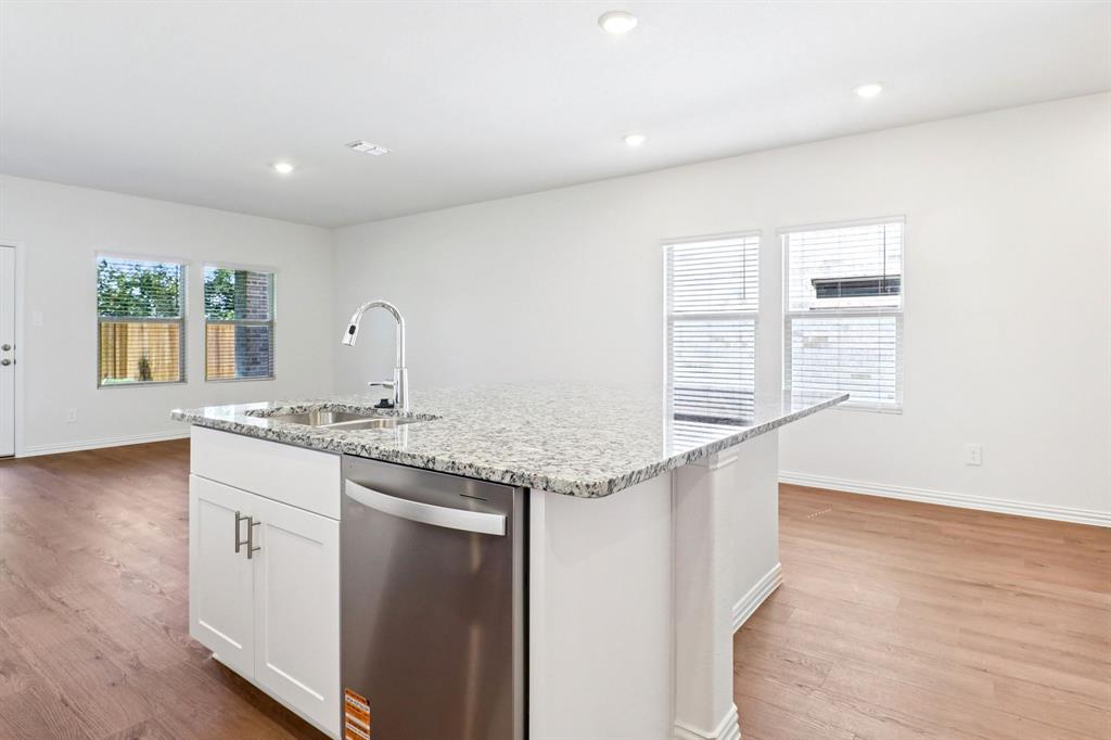 2125 Rannoch Street