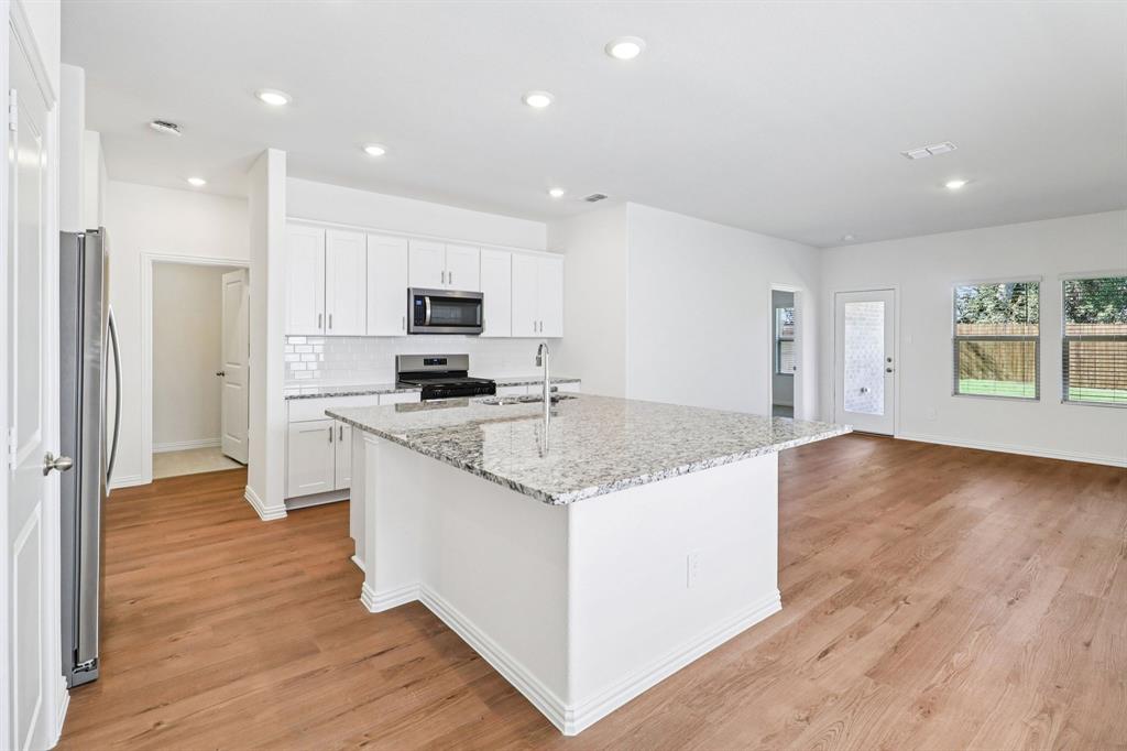 2125 Rannoch Street