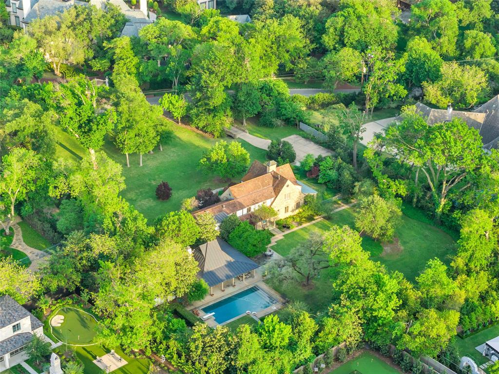 9333 Meadowbrook