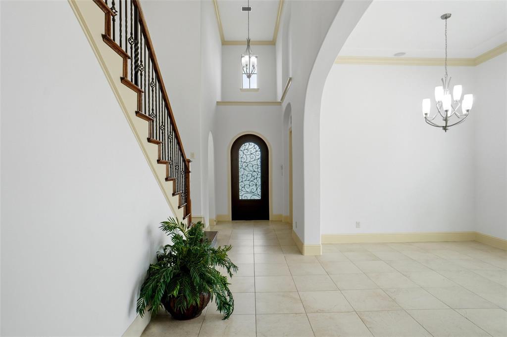 667 Creekway Drive