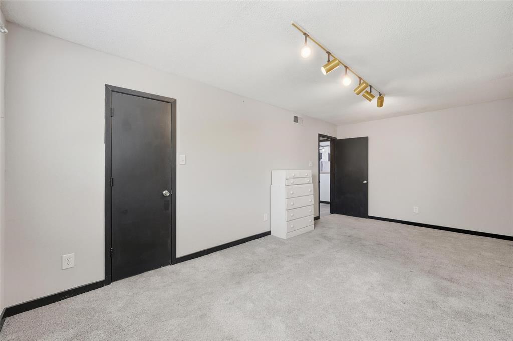 Holly Hill Twnhms Ph 02 - Residential Lease