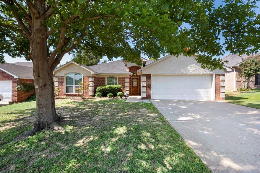 OPEN HOUSE - SUNDAY, SEPTEMBER 18, 12-2PM - This three bedroom, two bath home situated in a quiet, established neighborhood in sought-after Mansfield ISD is an absolute GEM. It features an open-concept, split bedroom floorplan with a spacious family room, oversized master bedroom with sitting area and gorgeous windows that overlook the nice sized backyard. Large closets with ample storage. Separate utility room. Light and bright paint. No carpet!! This one is the one you have been waiting for!! MULTIPLE OFFERS RECEIVED- HIGHEST AND BEST DUE 5 PM ON SUNDAY, SEPTEMBER 18.