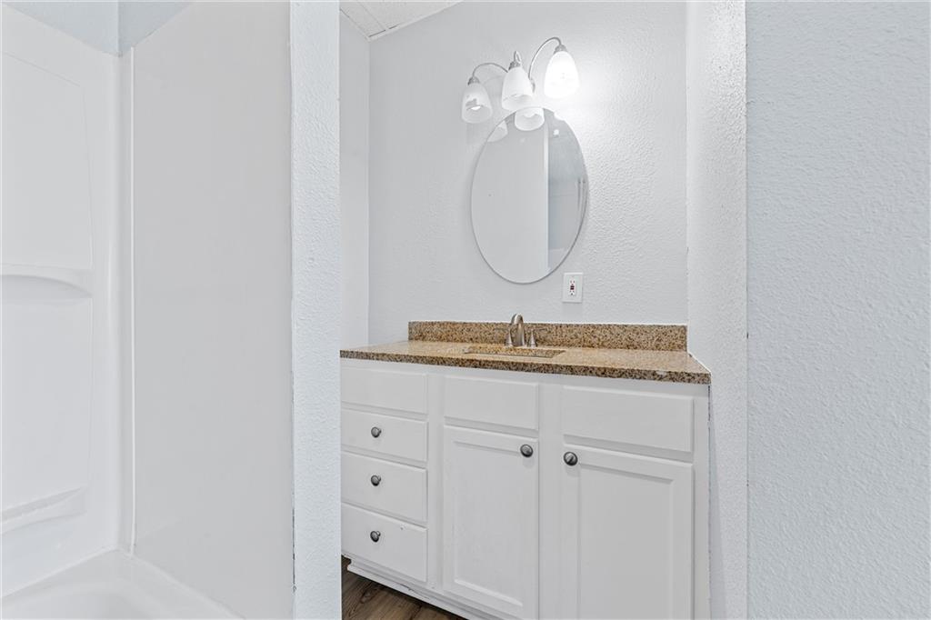 Farwell Heights - Residential Lease