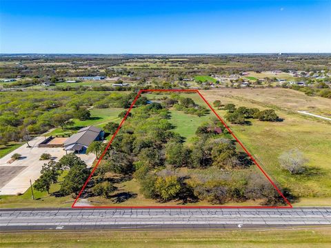 1520 Broadway Street Joshua TX 76058