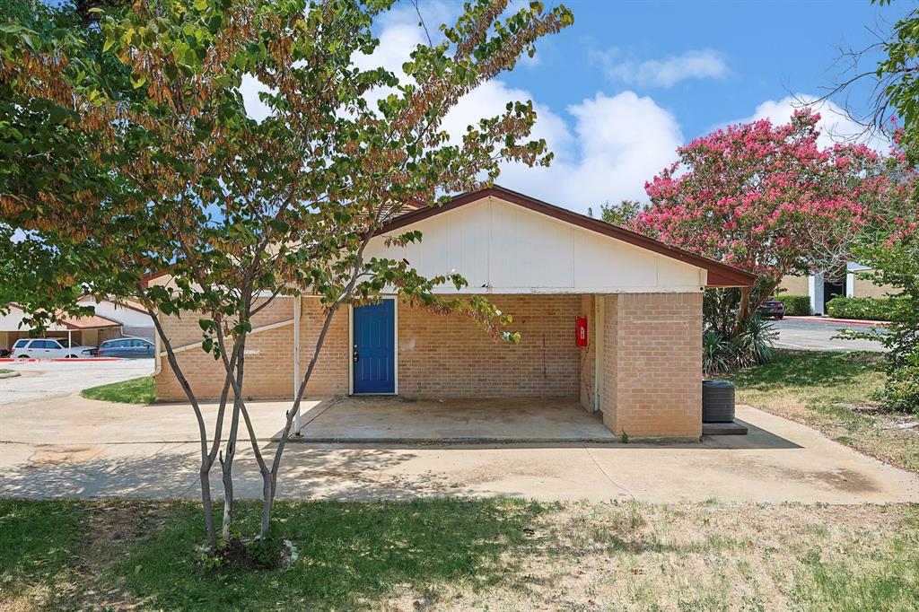 Arlington Villa Add - Residential Lease