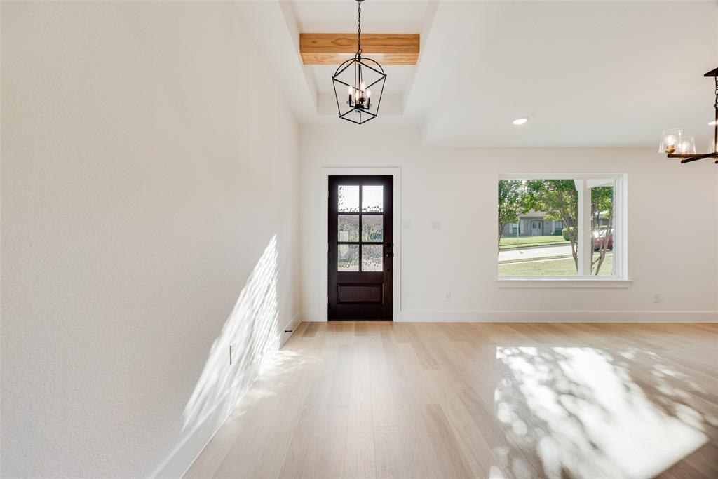 1632 Merrimac Trail