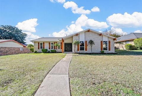 A home in DeSoto