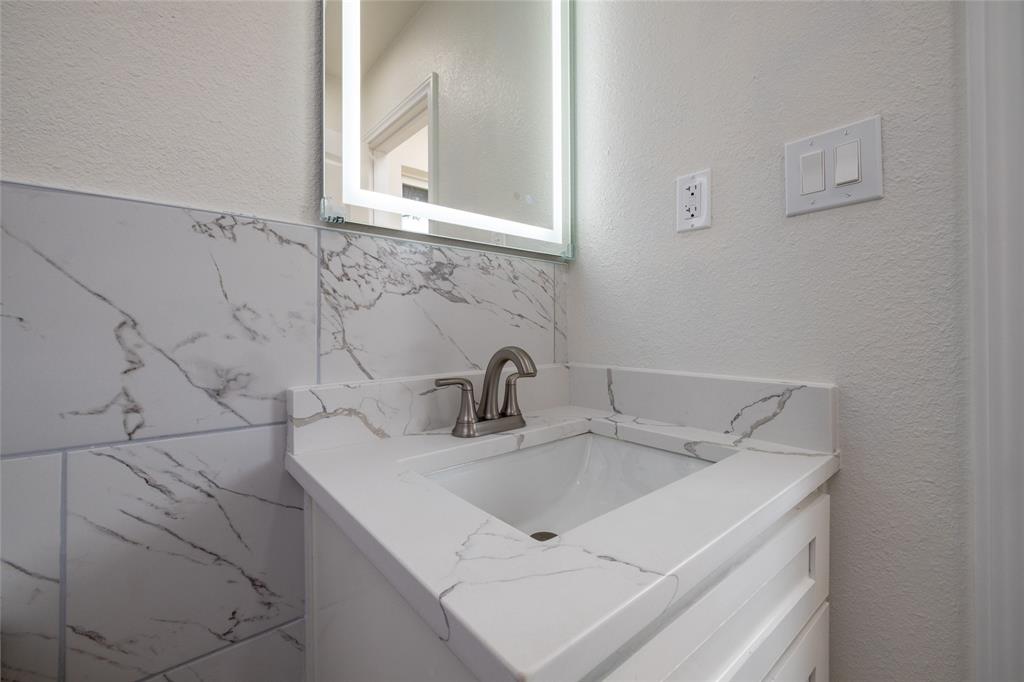 Ledbetter Gardens - Residential Lease