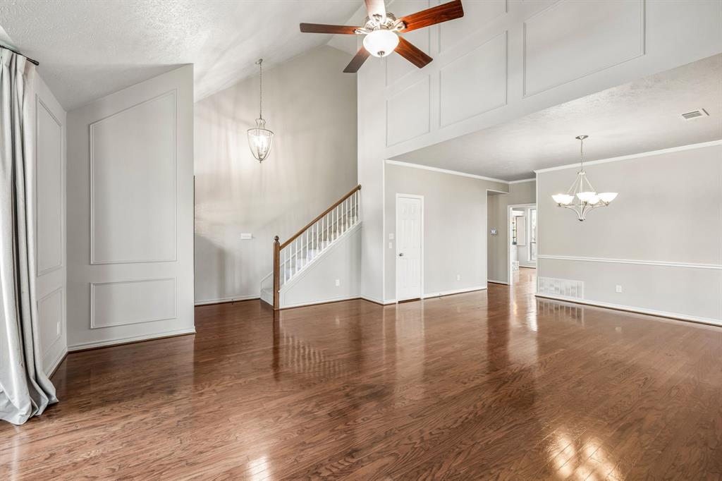 2702 Quail Ridge Drive