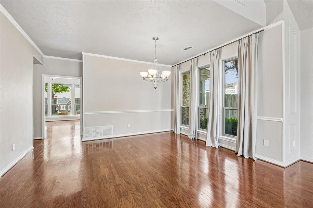 2702 Quail Ridge Drive