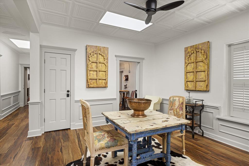 Original Town - Commercial Sale