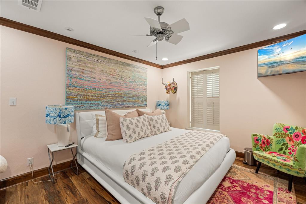 Original Town - Commercial Sale