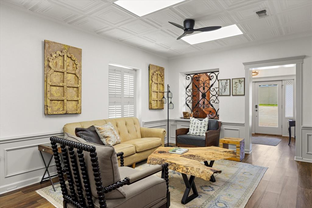 Original Town - Commercial Sale