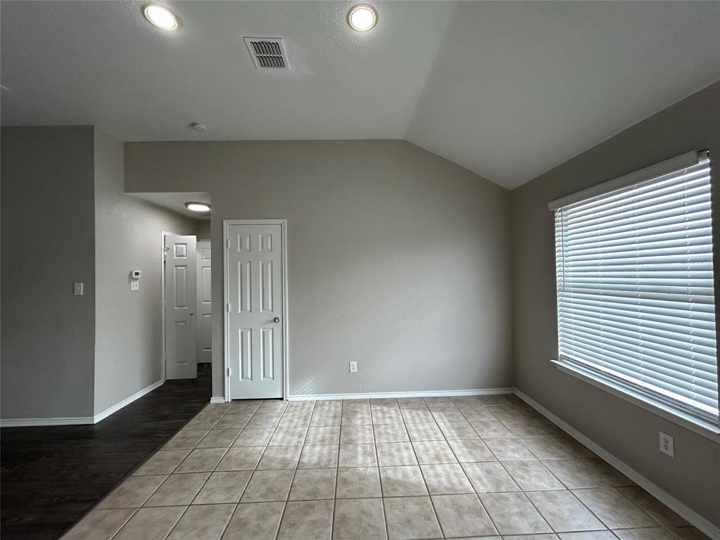 Sendera Ranch - Residential Lease