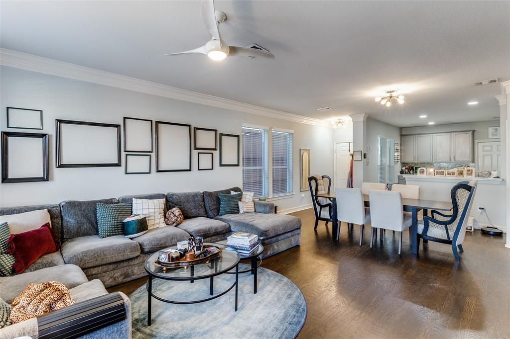 Throckmorton Twnhm Add - Residential