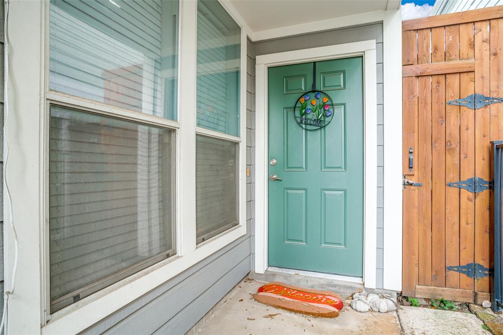 Throckmorton Twnhm Add - Residential