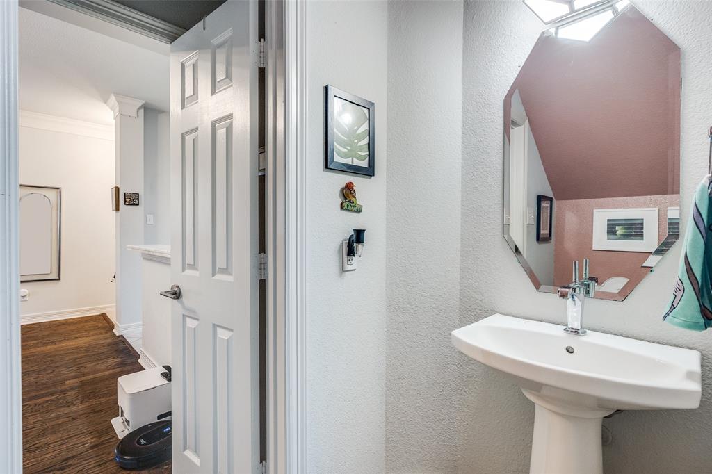 Throckmorton Twnhm Add - Residential