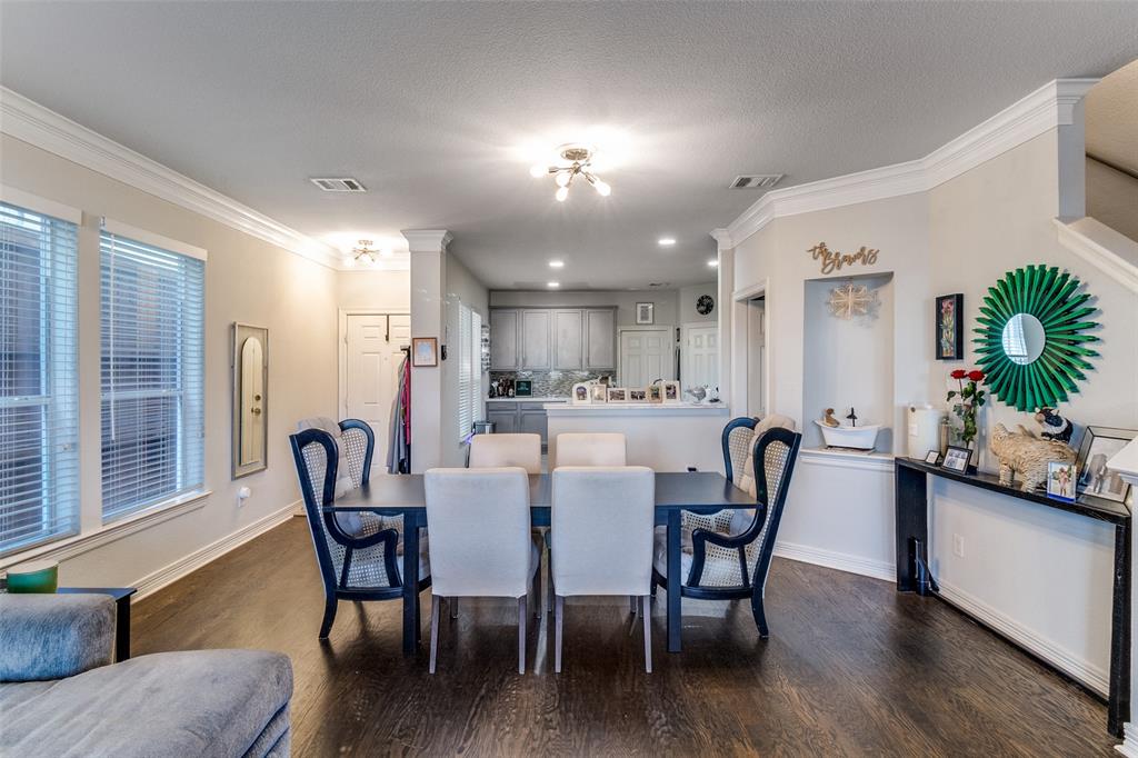 Throckmorton Twnhm Add - Residential