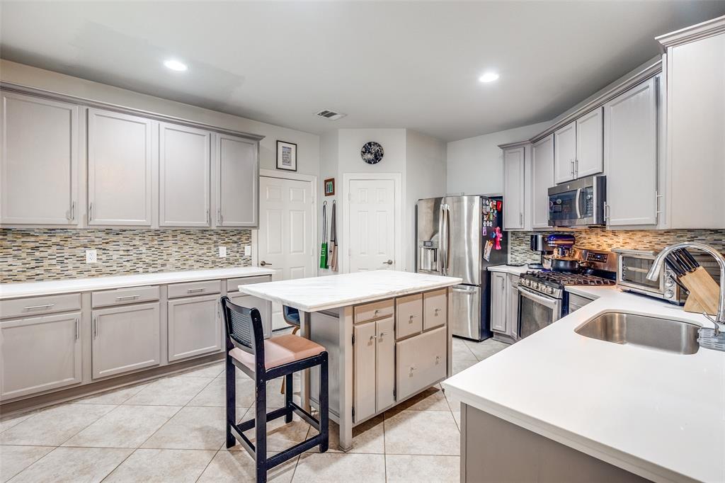 Throckmorton Twnhm Add - Residential