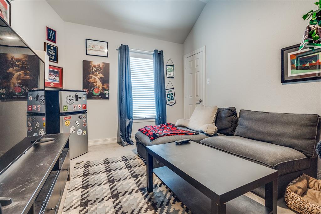 Throckmorton Twnhm Add - Residential