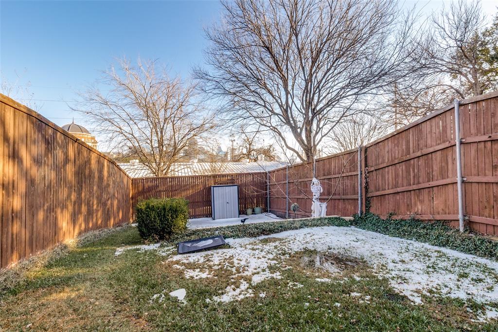 Throckmorton Twnhm Add - Residential